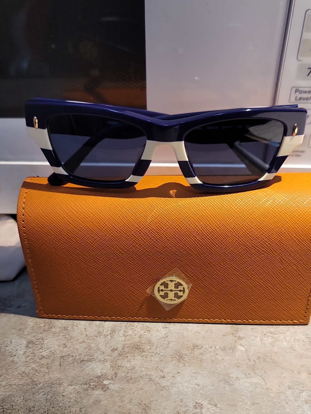 Navy and Cream Women's Sunglasses - Designer Style Brand NEW Tory Burch Navy & C